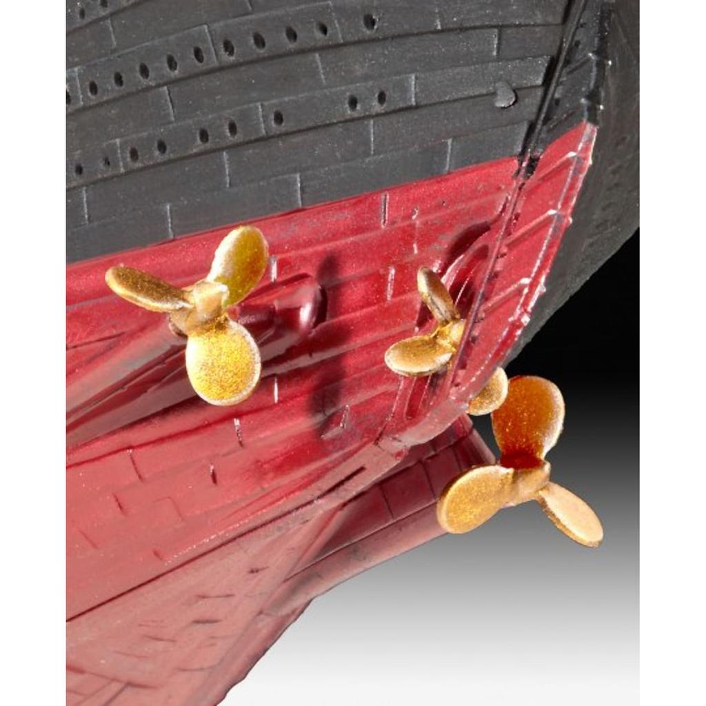 Revell 1/700 R.M.S. Plastikowy Zestaw Modelarski Titanic - Niemiecka Jakość Wykonania