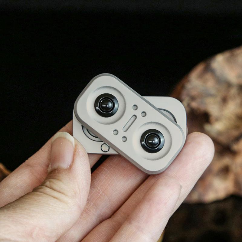 Owl Fidget Rotator Fidget Magnetic Slider Hand Rotator Metal Edc Office Desk Toy for Adults and Children Gift Fidgeting Toys