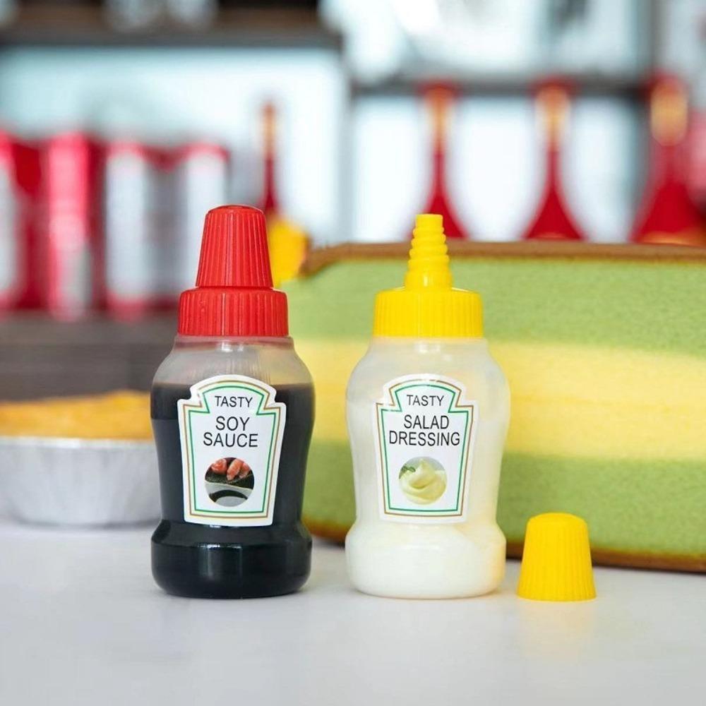 

2pcs Mini Ketchup Bottles Cartoon Salad Containers Portable Dressing Dispensers Kitchen Accessories 2pcs-honey&tomato Sauce