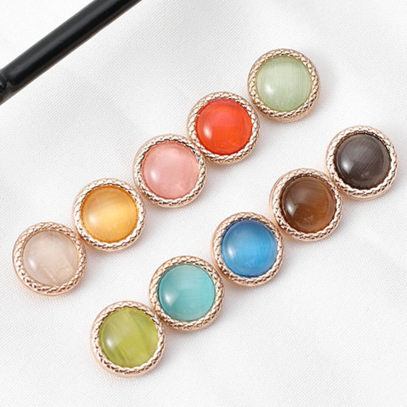 High-End-Knöpfe, Kleidung im kleinen Duftstil für Damen, Röcke, Hemden, Knöpfe, farbiges Metall, runde Accessoires, dekorative Accessoires.