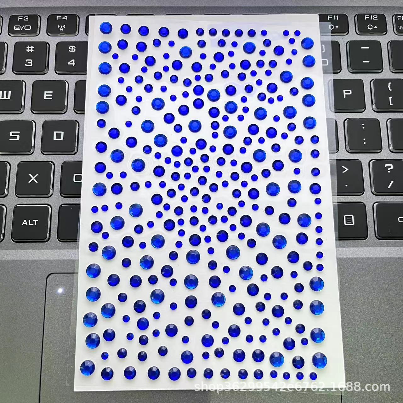 

1 шт., лазерная наклейка с кристаллами и бриллиантами, татуировка «сделай сам», лицо, глаза, макияж, наклейки со стразами, одноразовая акриловая наклейка с жемчугом, самоклеящаяся