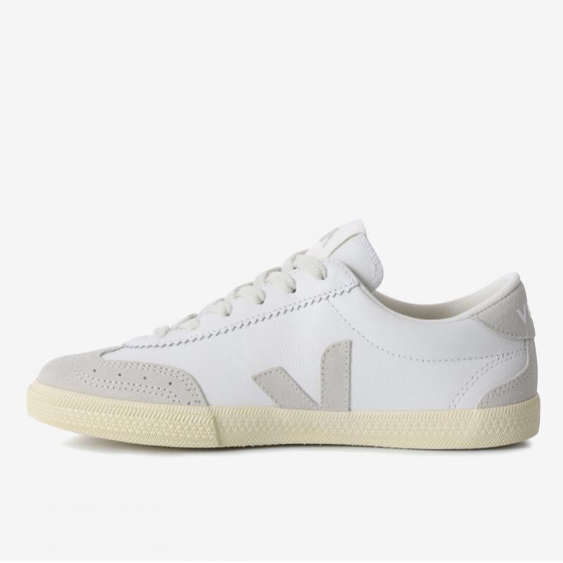 Veja Unisex Leather Sneakers Volley Svju243vo20 852