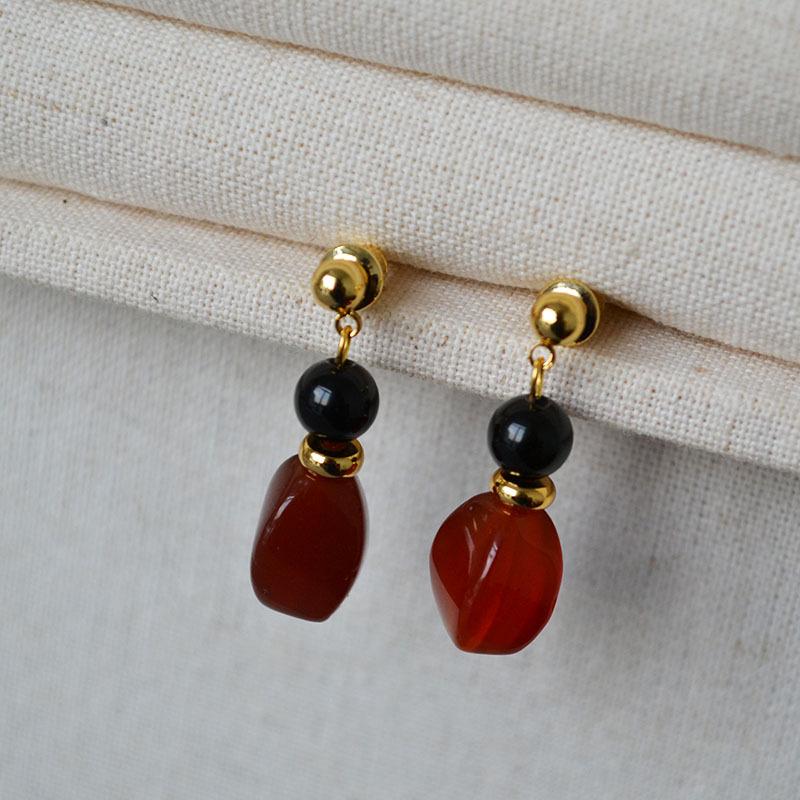 Retro Black & Red Agate Beaded Silver Stud Earrings