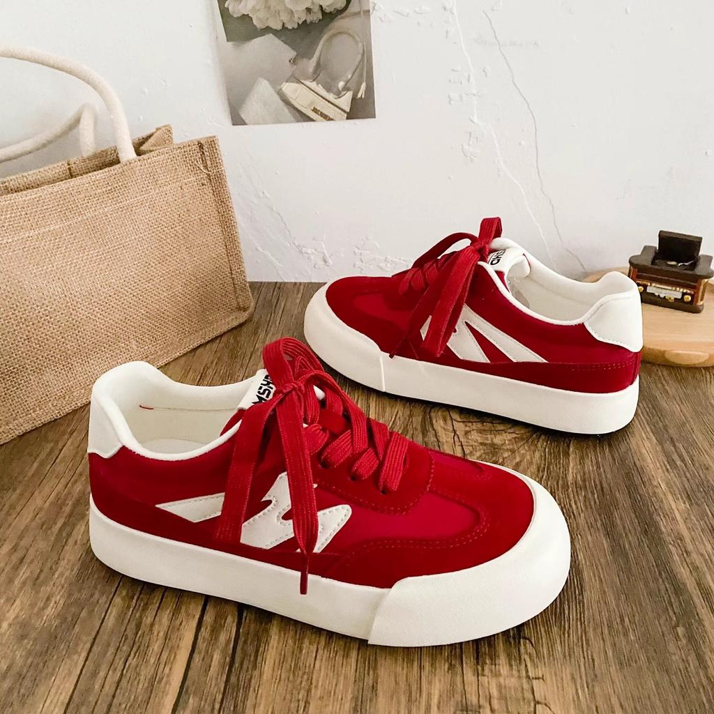 Retro Red Board Shoes Women's Versatile Casual Sneakers