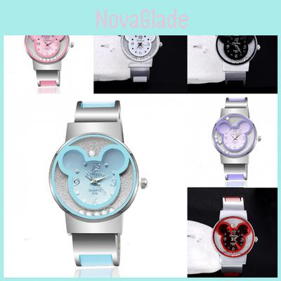 Stylish Women's Alloy Bracelet Quartz Watch With Elegant Design And Unique Colors