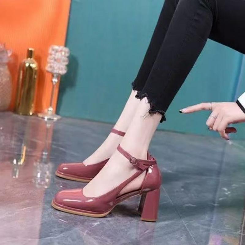 Autumn new fashionable retro versatile one-word buckle breathable belt thick heel high heels women's shallow mouth patent leather single shoes
