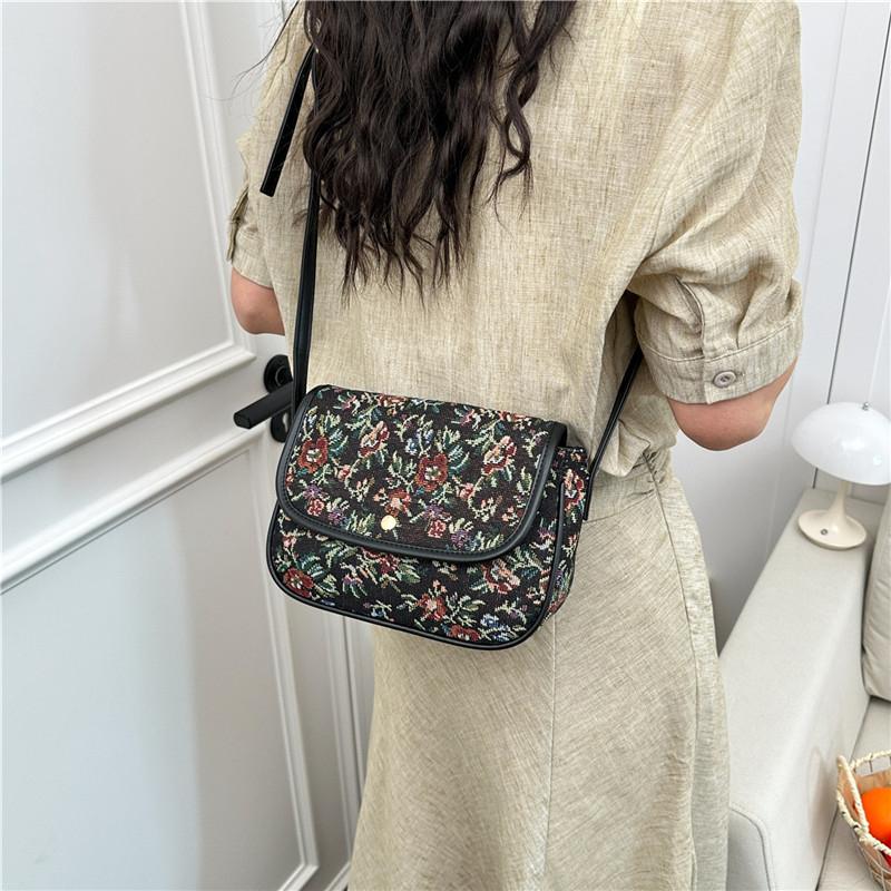 Floral Pattern Crossbody Bag with Leather Trim and Flap Closure for Vintage Inspired Style