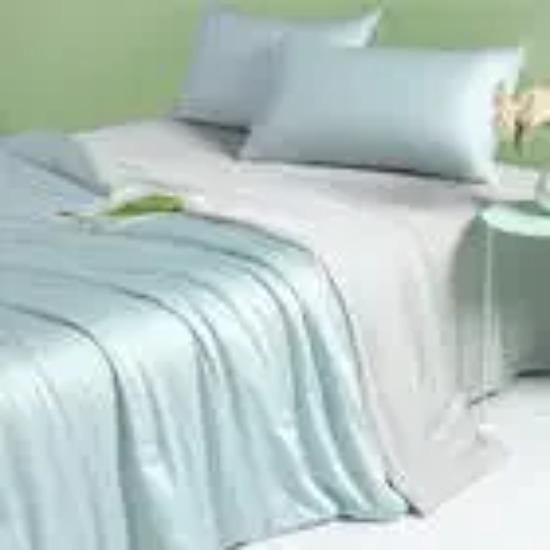 Summer Cool Down Quilt: Cooling - Sensation Summer Quilt For Refreshed Skin, Ideal For Hot Nights At Home & Beach Getaways