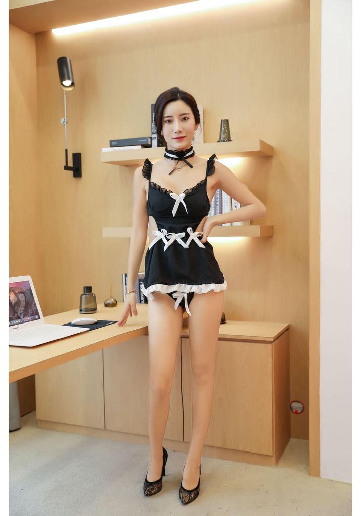 Plus Size Sexy Lingerie Lace-up Maid Uniform with Deep V and Open Back