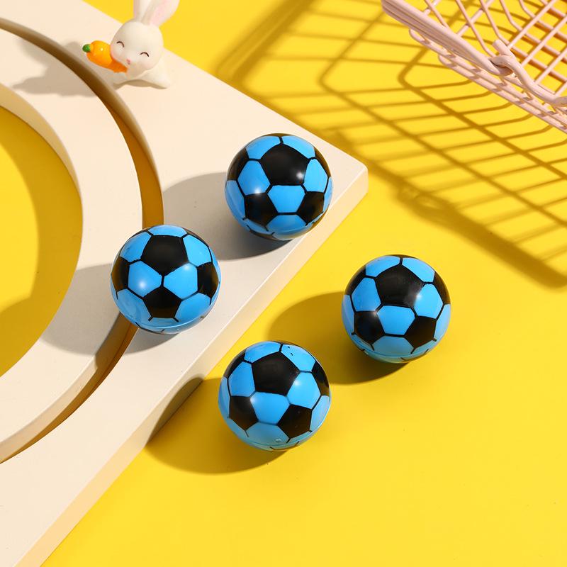 Süßer Cartoon-Fußball-Bleistiftspitzer - Buntes Einloch-Design