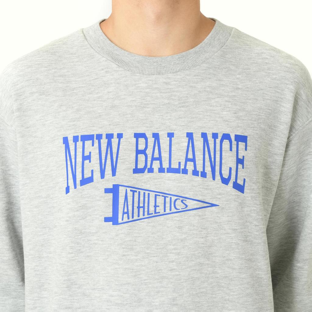 New Balance Pennant Crew Neck Sweatshirt Heavyweight AG Size Featured in FINE BOYS (MT43950) (Athletic Gray) M,