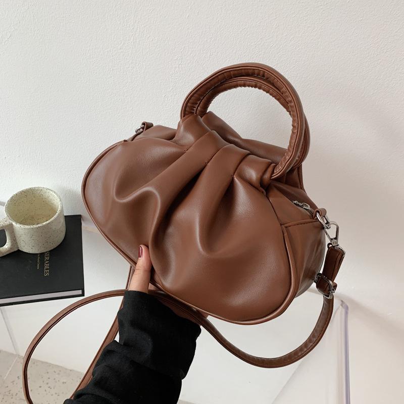 A Versatile Retro Solid-color Cloud Pleated Bag A Single-shoulder Crossbody Bag Under The Armpit