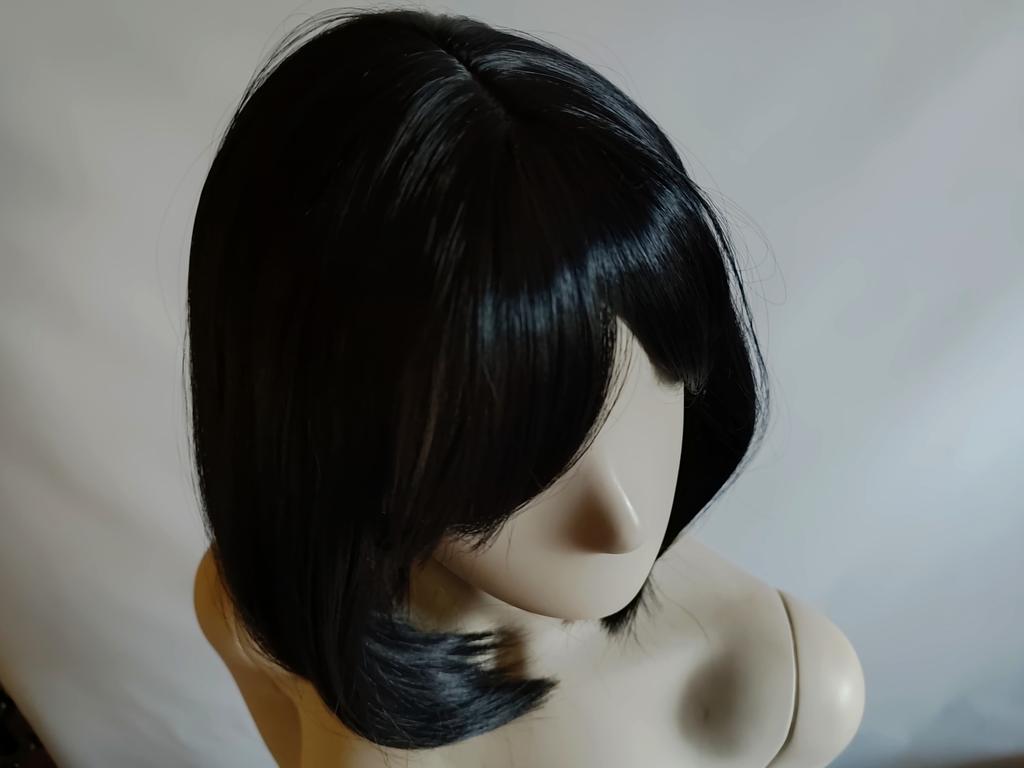 Schwarze Perücke ohne Pony 45 cm lang Bob schulterlang schwarzes glattes Haar