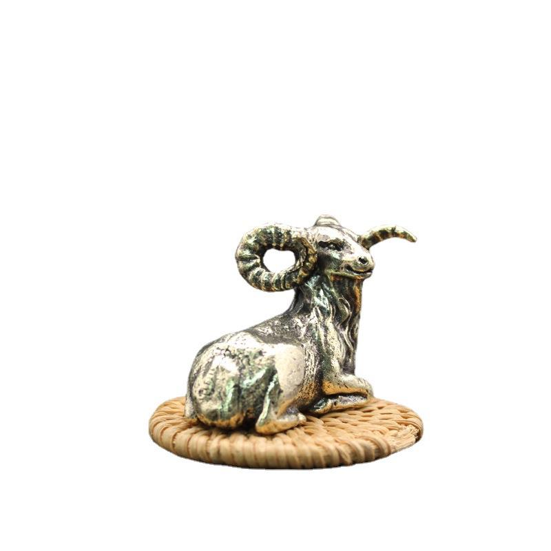 Brass Antelope Goat Ornament Antique Pure Copper Study Paperweight Ruler Tea Pet Small Desktop Ornament