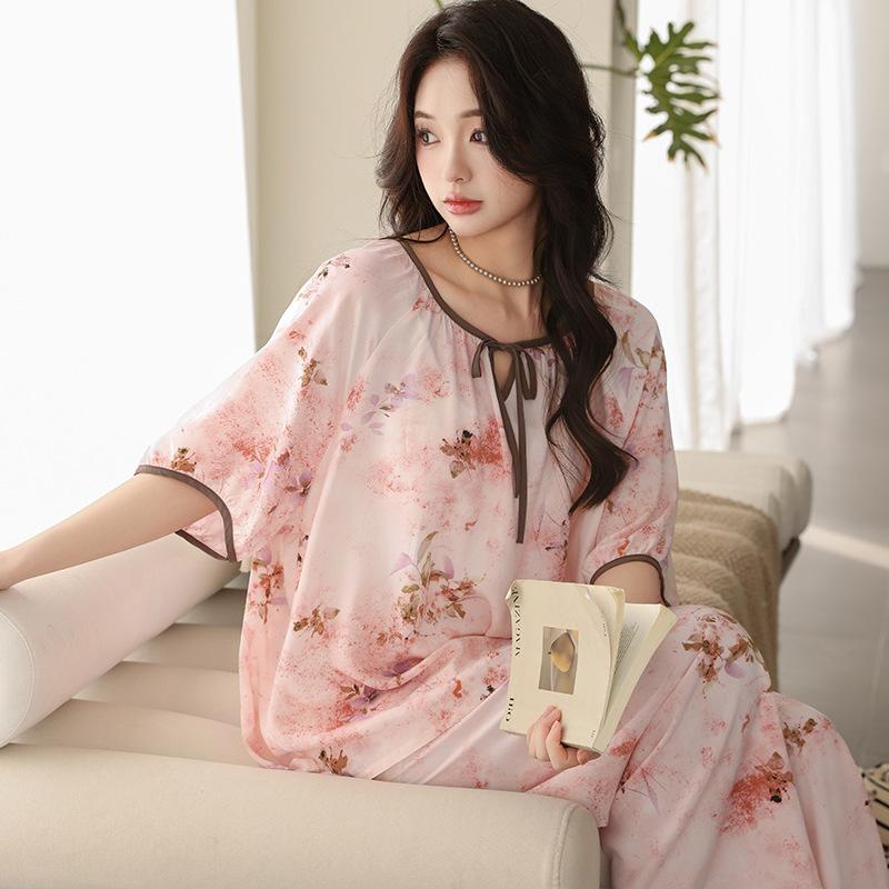 Cotton and silk floral women's new Chinese style pajamas set summer short-sleeved nine-point pants loungewear can be worn outside idyllic style