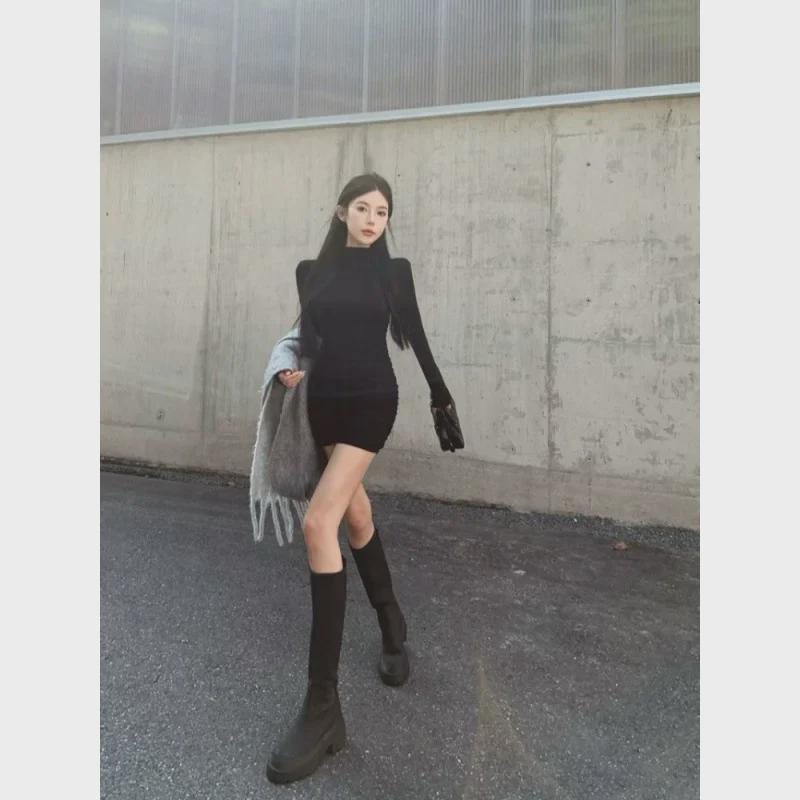 Podzimní/Zimní Slim Šaty s Dlouhým Rukávem a Polovičním Rolákem - Čistá Touha Krátká Sukně