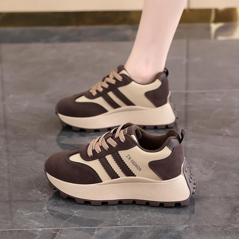 

Модные осенние женские туфли с толстой подошвой 2024 года, новые трендовые универсальные повседневные туфли из вулканизированной кожи, женские качественные теннисные кроссовки Chaussure Femme 35 коричневый