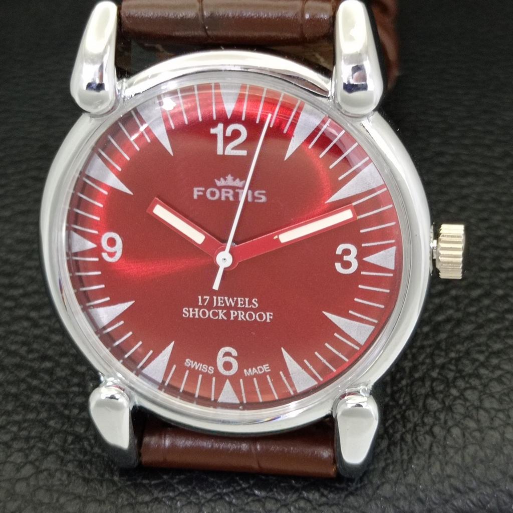 VINTAGE HAND-WINDING REFURBISHED SWISS MENS RED COLOR DIAL WATCH A700854-5 R205a-a700854