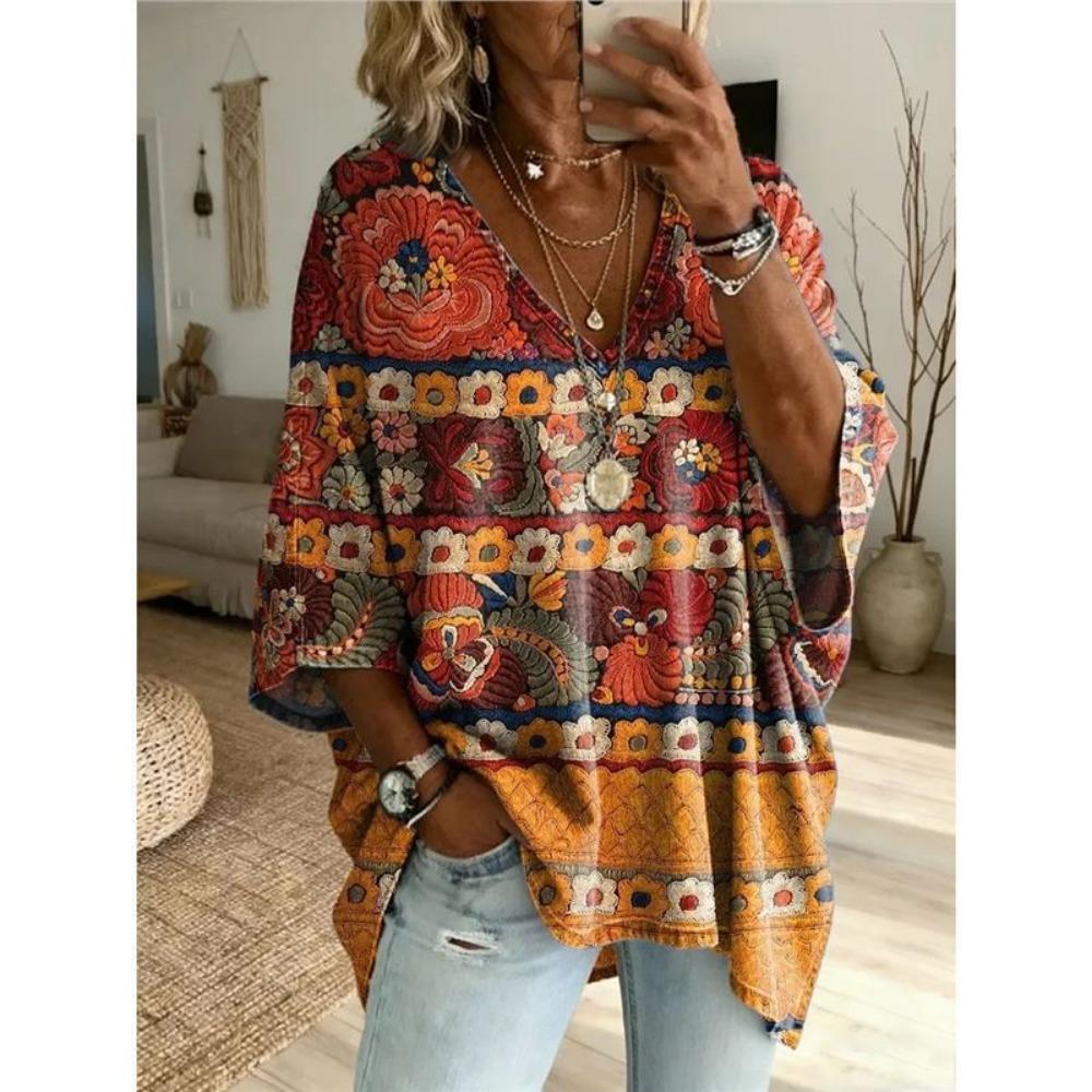 Plus Size Women's Simple Retro Dark Rose Pattern Printed V-neck Top Three-quarter Sleeves Loose Large Size Casual Daily T-shirt