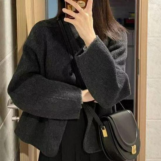 

Chic French-Style Felt Wool Coat L (105-115 jin)