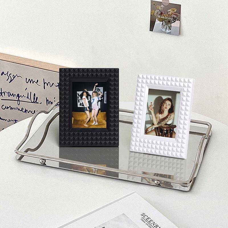[Laboratorium Filmowe] [1 szt.] Biurkowa Ramka na Zdjęcia do Zdjęć Instax Mini Styl Nitów CAC28