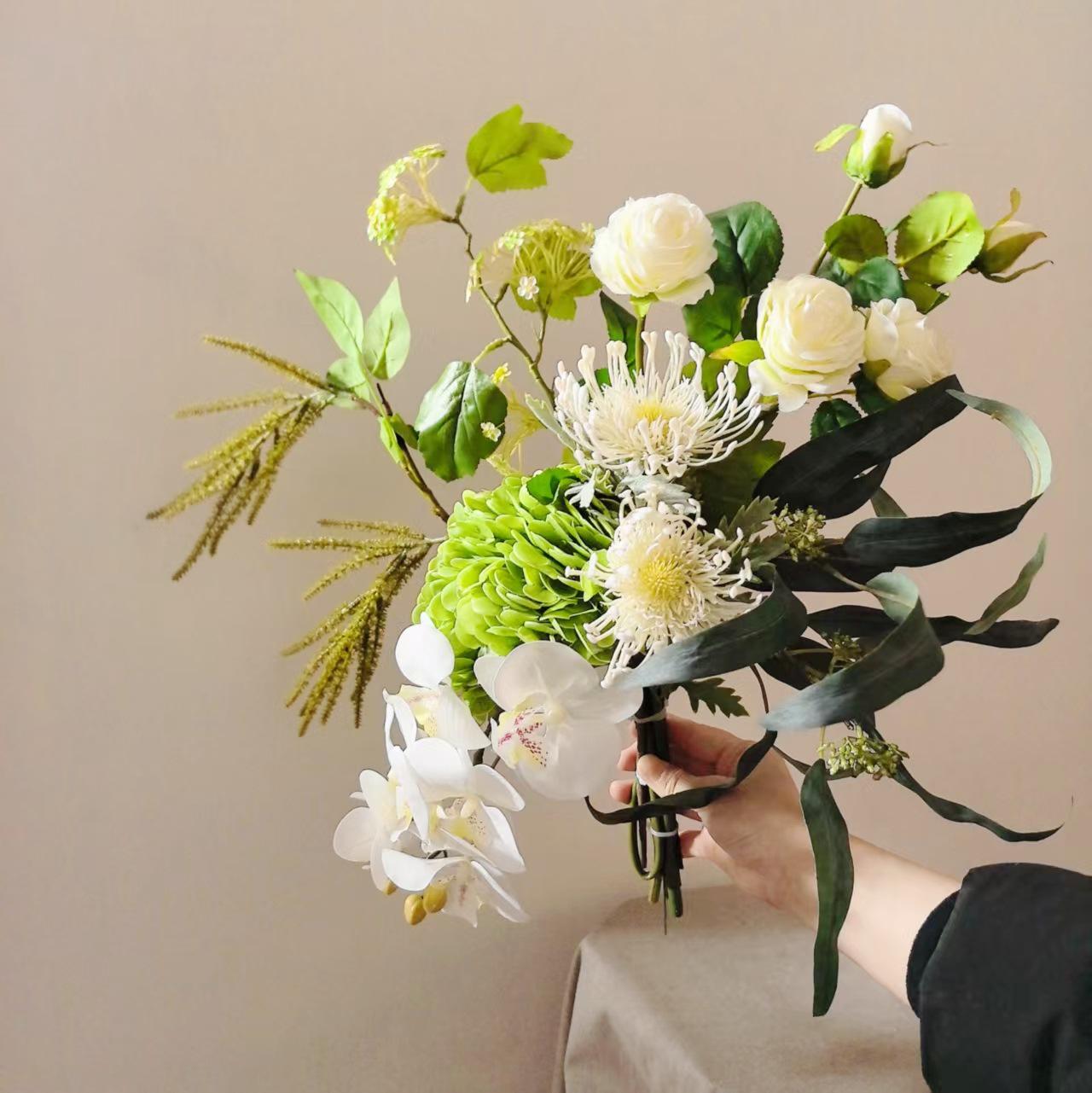 

White and Green Artificial Bouquet for Business Negotiations or Home Table Decoration