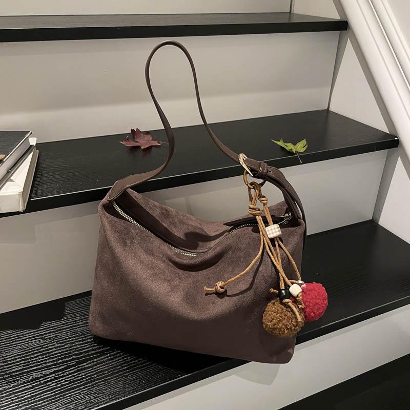 Large Capacity Bag Women's Autumn and Winter 2025 New Retro Versatile Shoulder Messenger Bag Casual Commuter Tote Bag Women's Bag