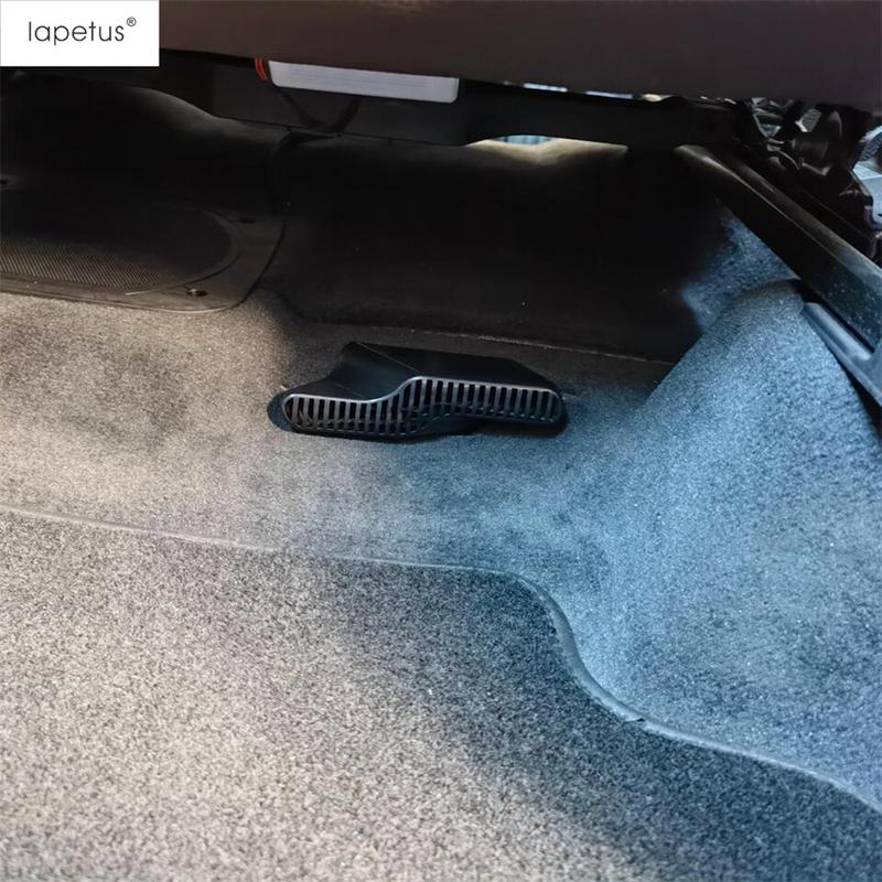 Seat Under Floor Air Vent Outlet Dust Cover For BMW X1 F48 2016 -  / X2 F39 2018 -  / X1 iX1 U11 X2 iX2 U10  - 2025