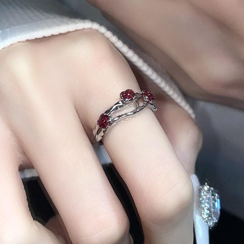 Love Zircon Thorn Ring Women'S Niche Design Sense Advanced Sense Index Finger Ring Personality Rose French Ring