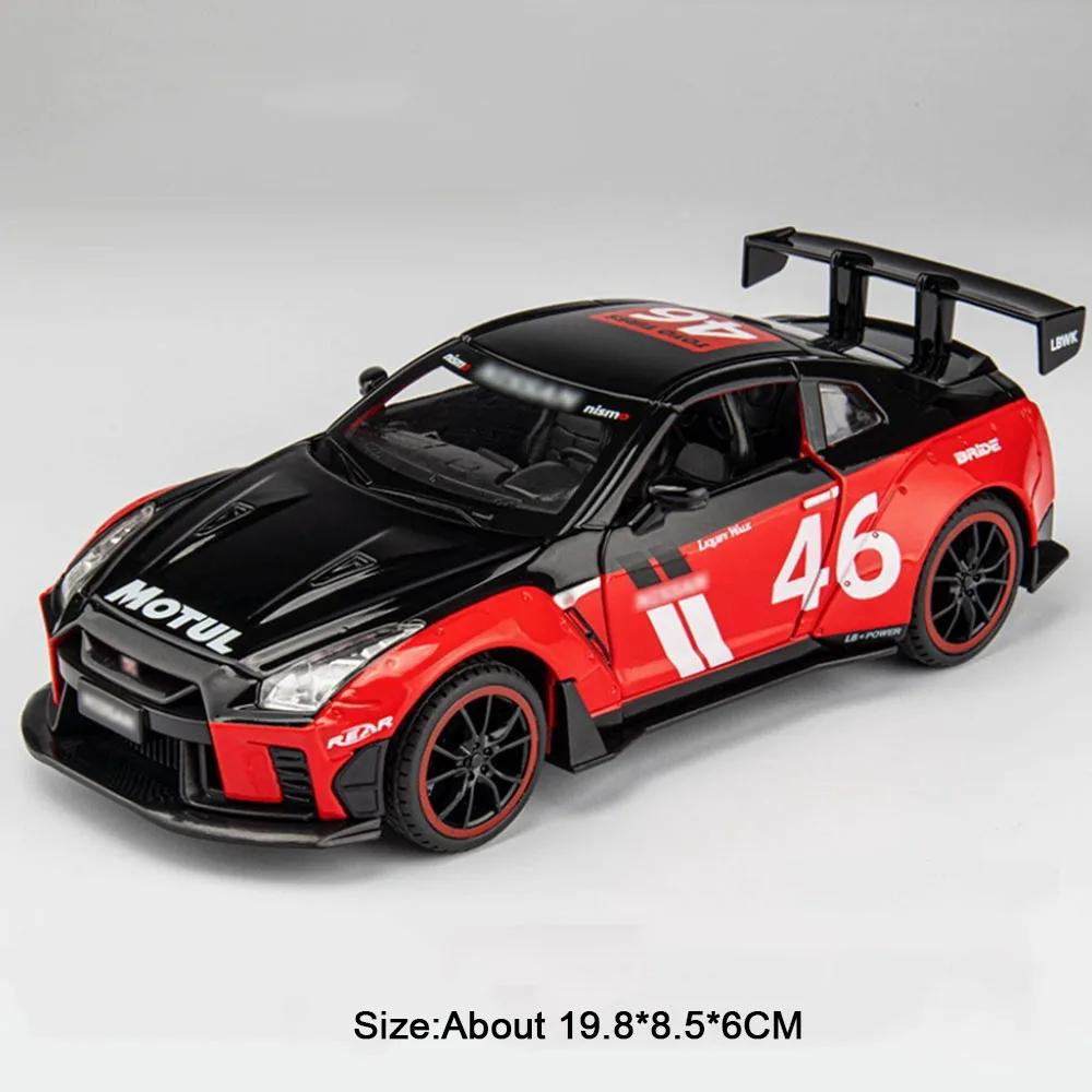 1:22 P1 GTR Model Toy Diecast Alloy Cars Doors Opened Front Wheel Steering Sound Light Pull Back Sports Car Kid Birthday Present