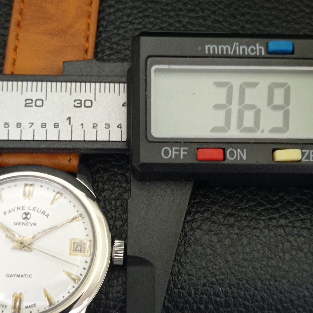 GEBRAUCHTE SCHWEIZER FAVRE LEUBA GENEVE DAYMATIC HERRENUHR MIT WEISSEM FARBIGEM ZIFFERBLATT a432154-2