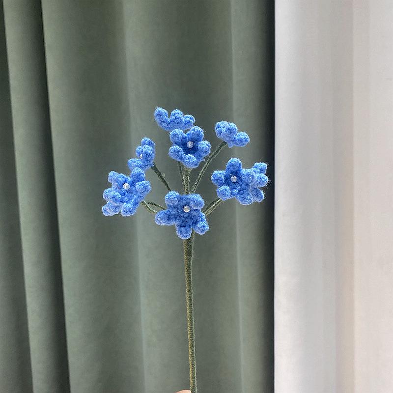 Buquê de Flores de Lã Tricotado à Mão: Ornamento de Rosa, Lírio, Girassol Presente