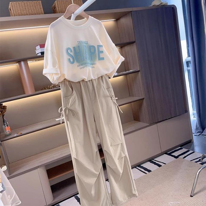 

Летняя мода для девочек 2024 года: Повседневный костюм-двойка, круглый вырез, короткий рукав — идеально подходит для детей среднего и крупного возраста. 170 cm