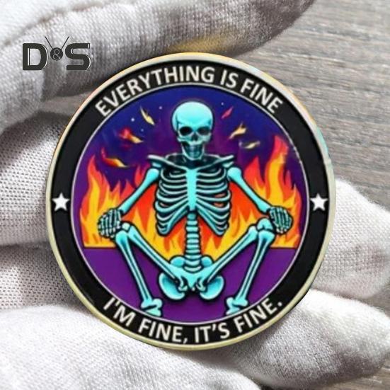 Kafatası Çöp Konteyneri Alev Madeni Para Renkli İskelet Meydan Madalyası Metal İlham Verici Cep Jetonu İş Arkadaşları Erkekler Kadınlar için Masa Aksesuarları