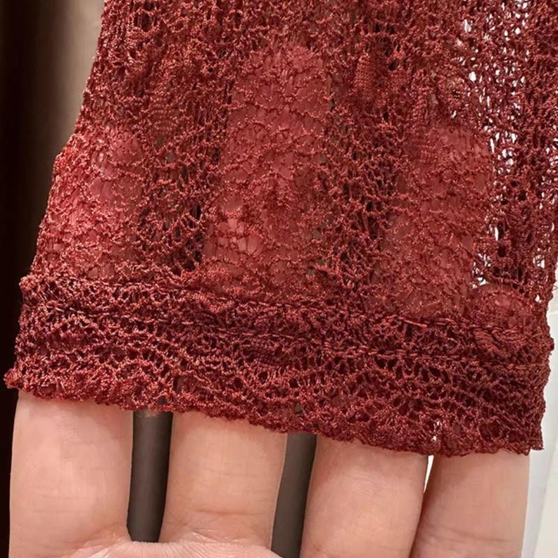 White V-neck Lace Hollow Cover Shirt for Women's Spring and Summer Long Sleeved Thin Design with Inner Lining T-shirt Slim Fit Top