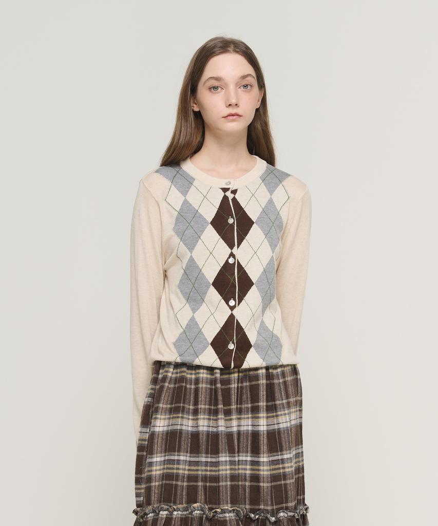 Cargobros For Woman Argyle Check Knit Cardigan (Beige)