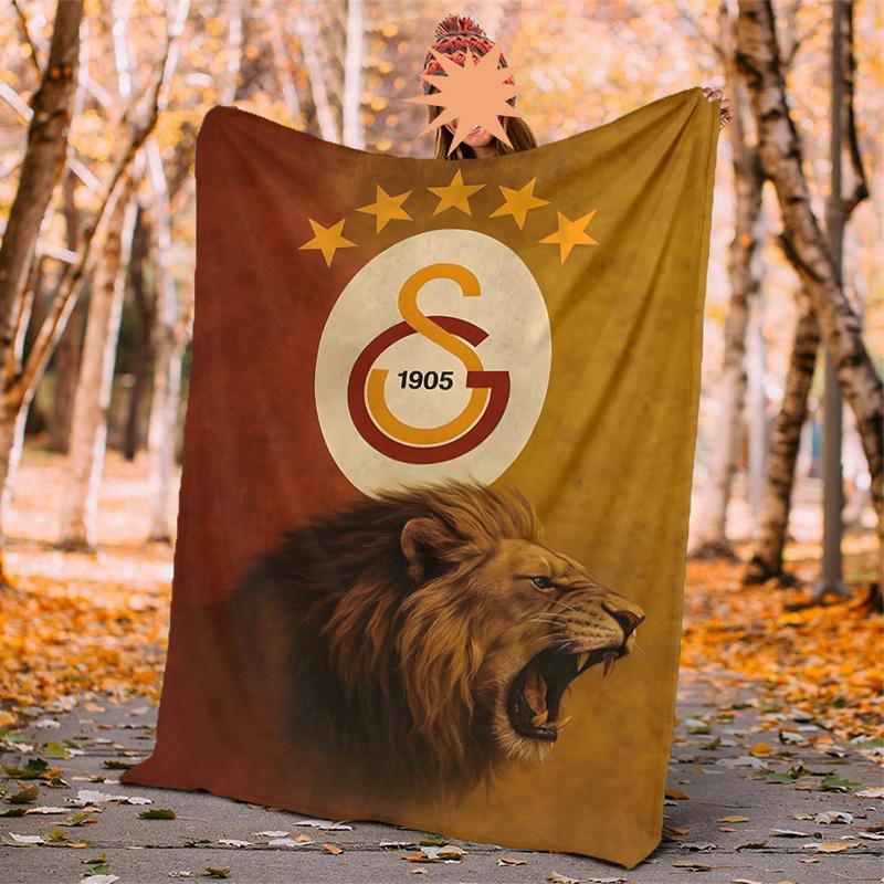 Galatasaray Flannel Blanket Soft Warm All-Season Throw, Design for Camping, Car Travel, Hiking Sofa, Bed, Office Perfect Gift for Parties