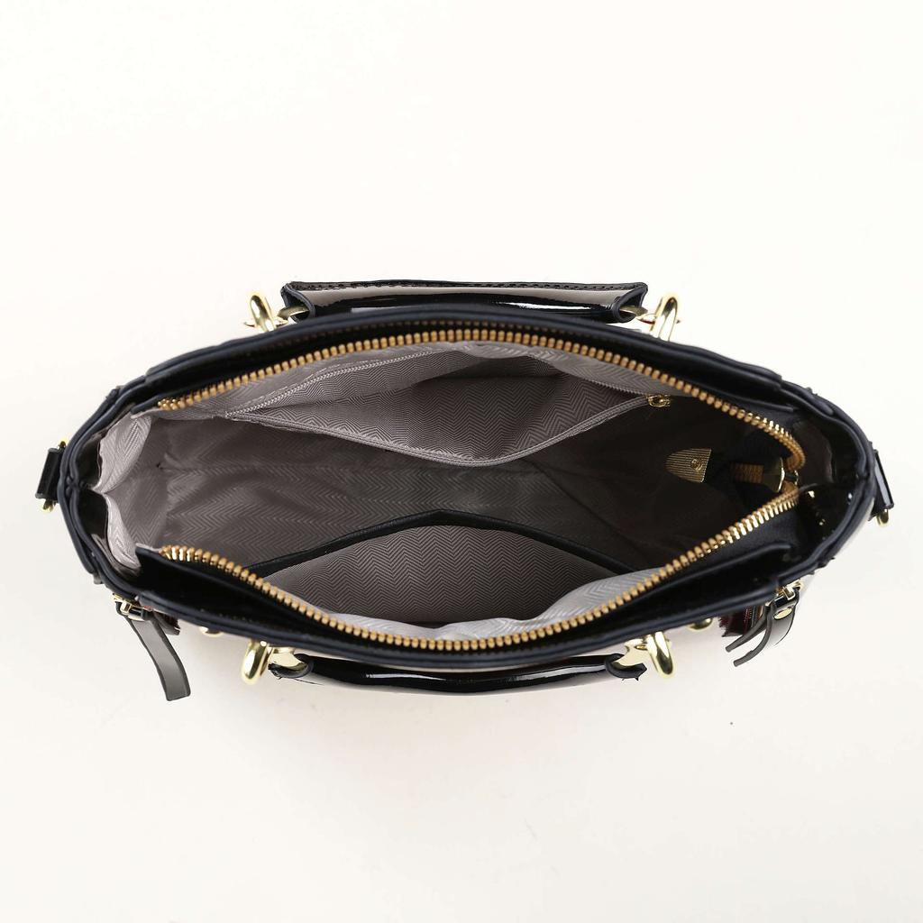 2026 New European and American Style Patent Leather Handbag Women's Fashionable Versatile Crossbody Bag
