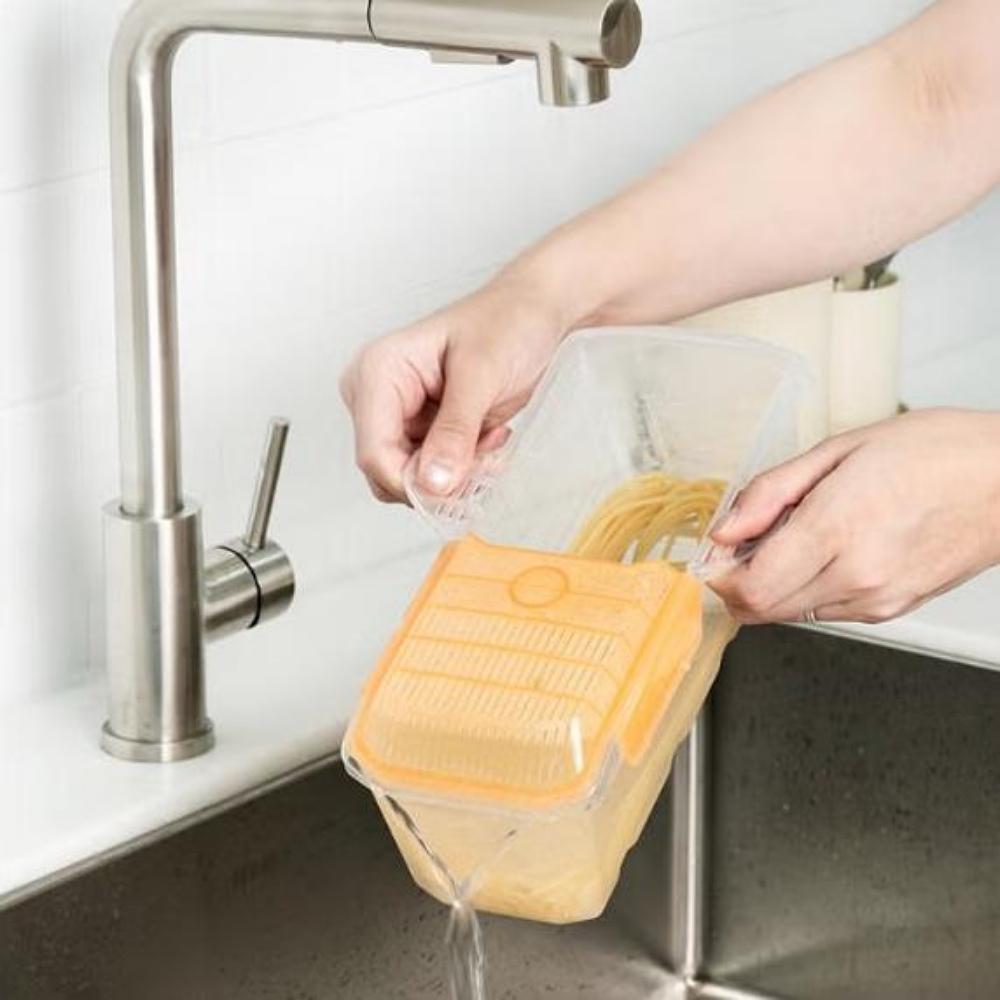 Japanese-made Microwave Pasta Boiling Maker