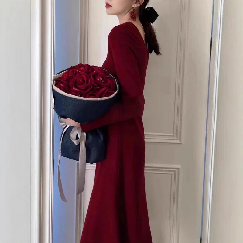 Autumn and winter high-end small man toasting clothes bride wedding return clothes casual clothes knitted red engagement dress women