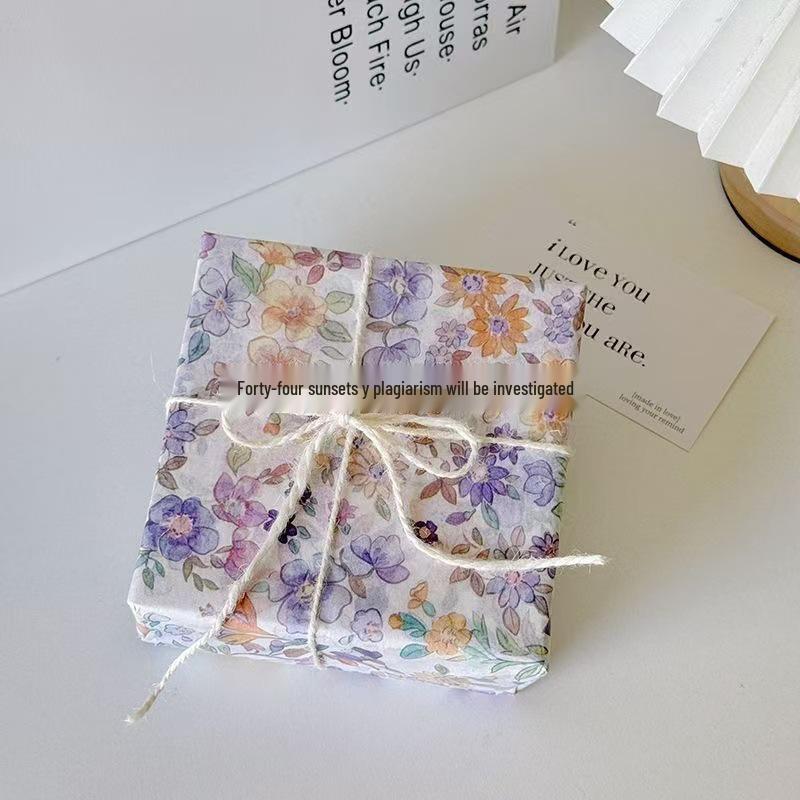Lila Florales Seidenpapier & Band Geschenkverpackungsset