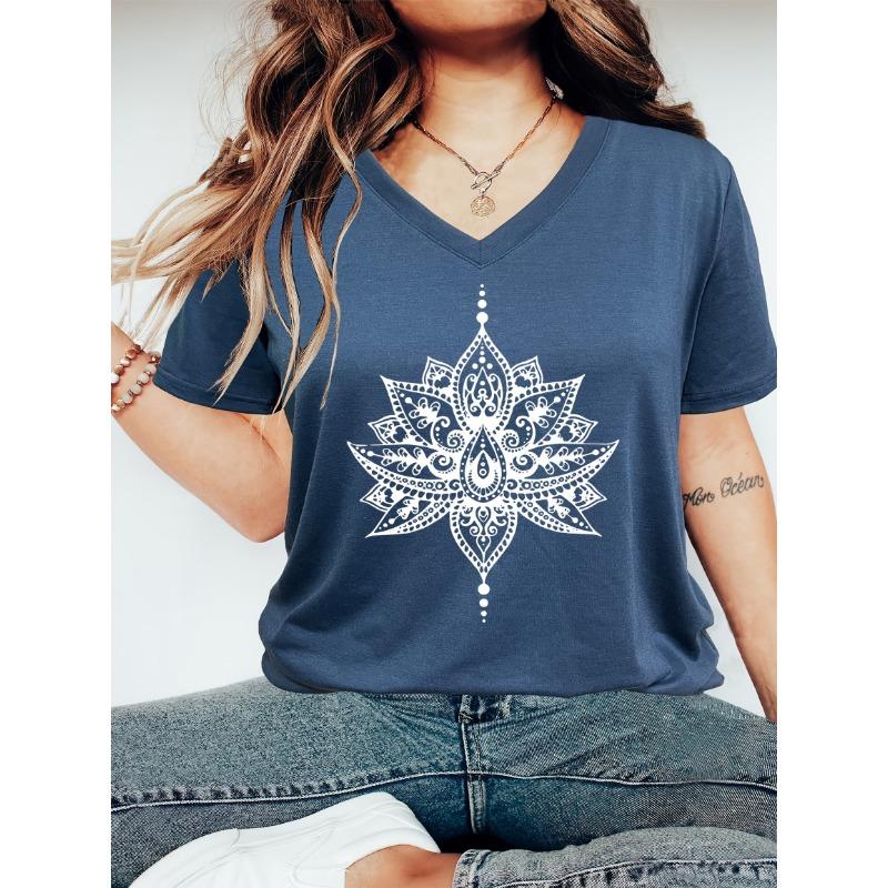 Lotus Print Large Size Women's V-Neck Short Sleeve T-Shirt