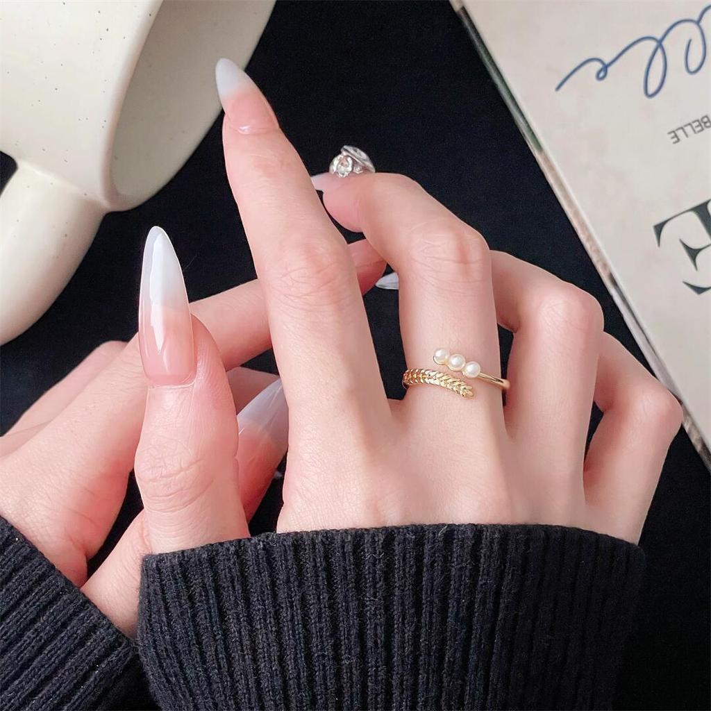 Medieval Gold High-End Sense Elegant Fashion Open Ring Cold Wind Light Luxury Geometric Index Finger Ring Female