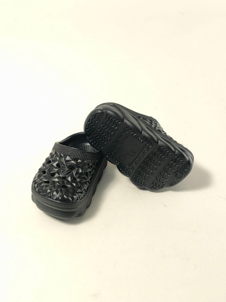 Summer 2025 Cartoon Kids' Clogs - Lightweight, Cute, Indoor/Outdoor Footwear