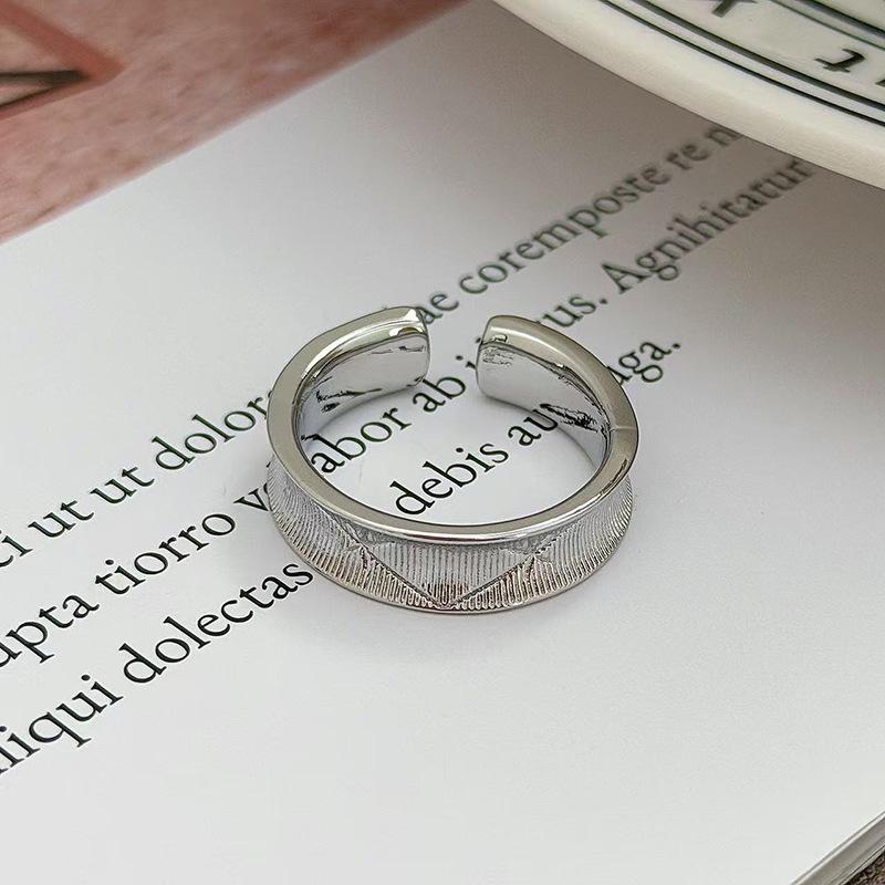 Ballettmädchen Schlichter Schlichter Ring Geometrischer Öffnungsring Modischer Persönlichkeits-Schlichter Kalter Stapelbarer Wind Zeigefingerring