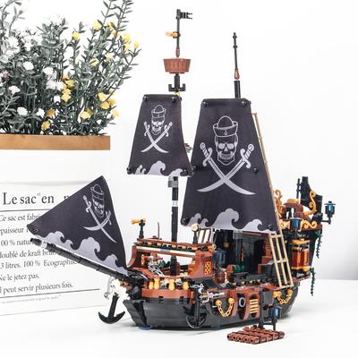 Creative The Black Pearl Pirate Jack Sparrow Building Blocks Boat Bricks Toys Birthday Gift for Kids