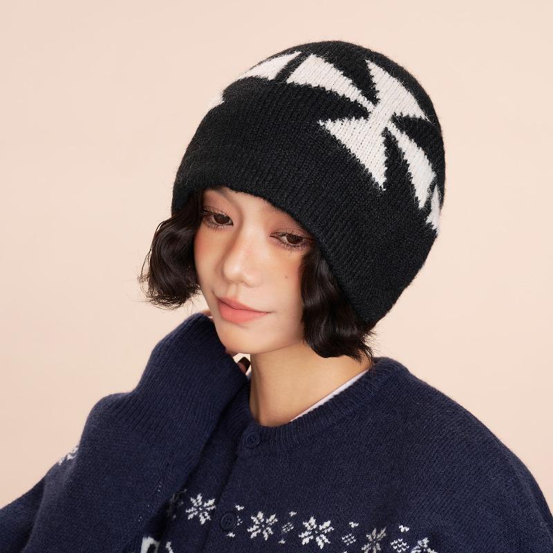 Big head circumference black wool hat women's winter new warm fashion show face small cold hat knitted hat tide