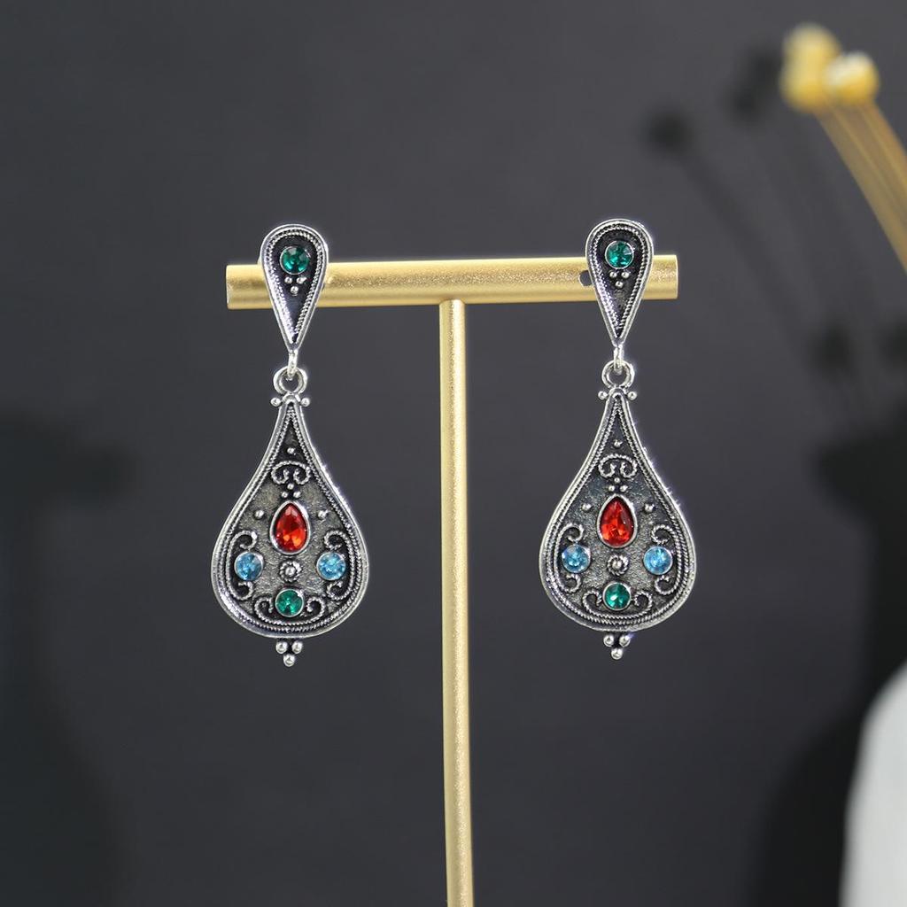 Bohemian Ethnic Oval Tassel Earrings with Beads