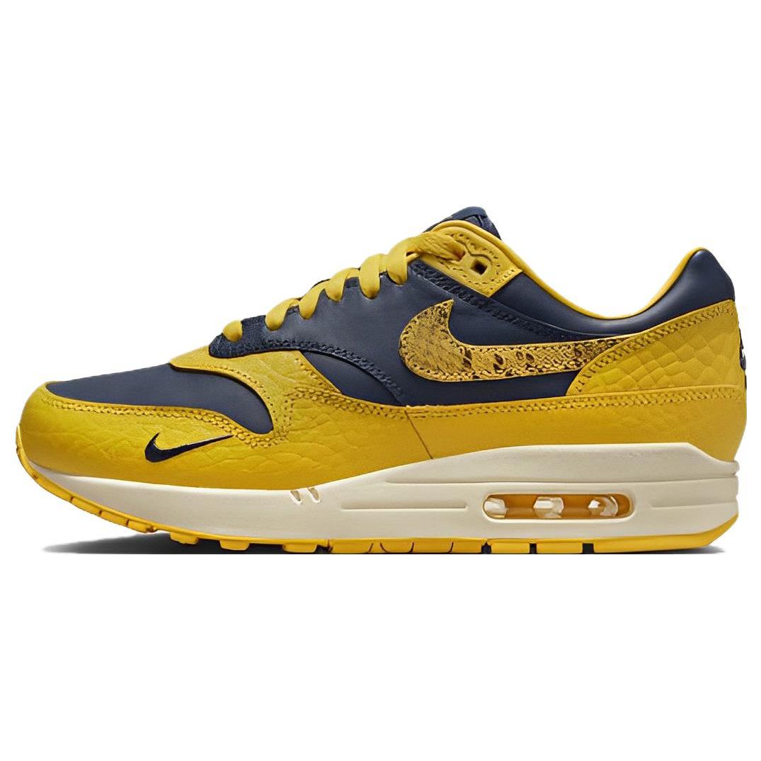 

новые женские Nike Air Max 1 CO.JP Michigan Head To Head 44