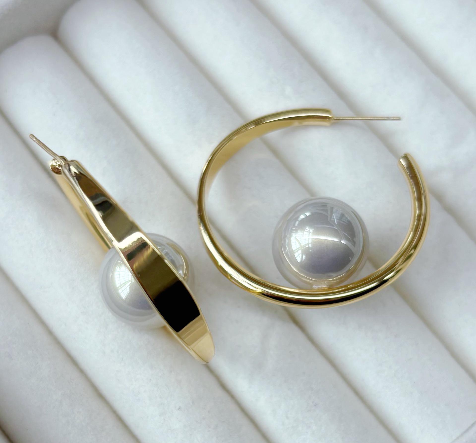 

Versatile Classic Beaded Hoop Earrings - 2025 French Luxury, Fashionably Designed Ear Jewelry Electroplated 18K Gold